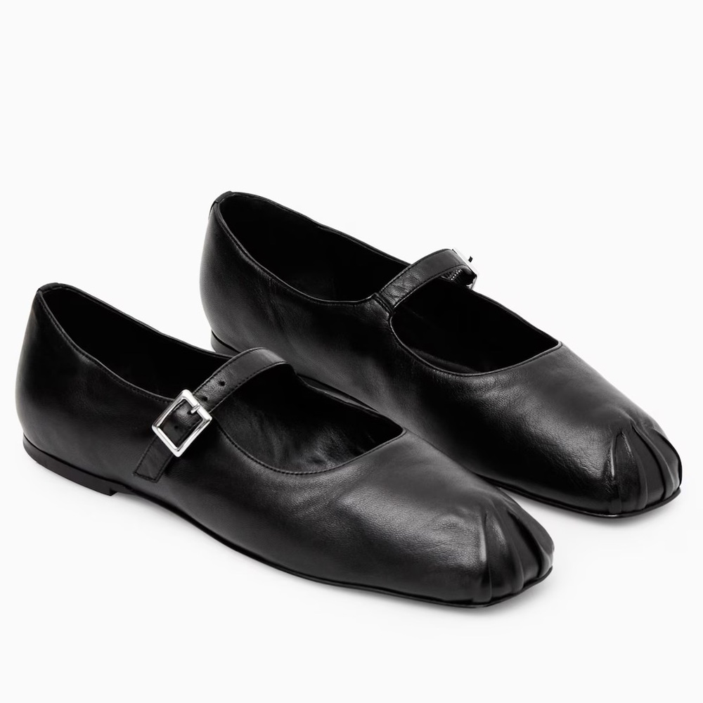 NWT COS Black Leather Flats with Buckle